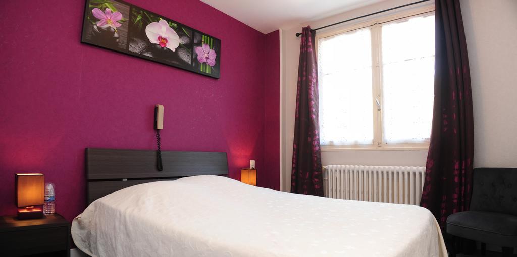 Logis Le Franco Belge Hotel Monthermé Стая снимка