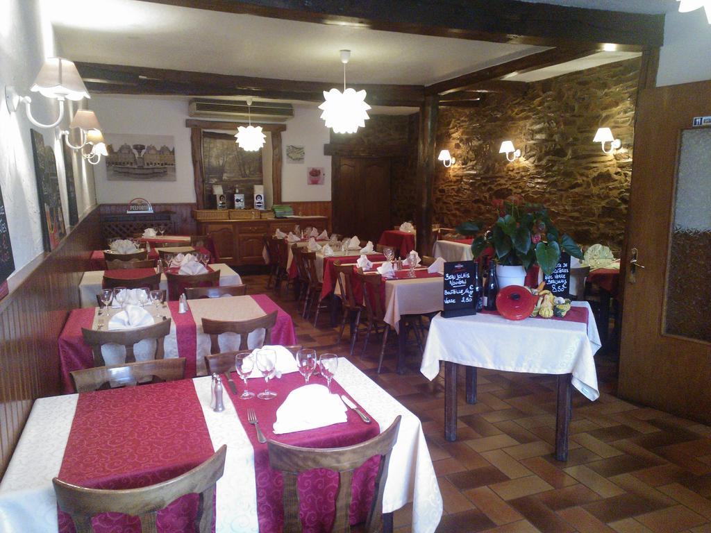 Logis Le Franco Belge Hotel Monthermé Екстериор снимка