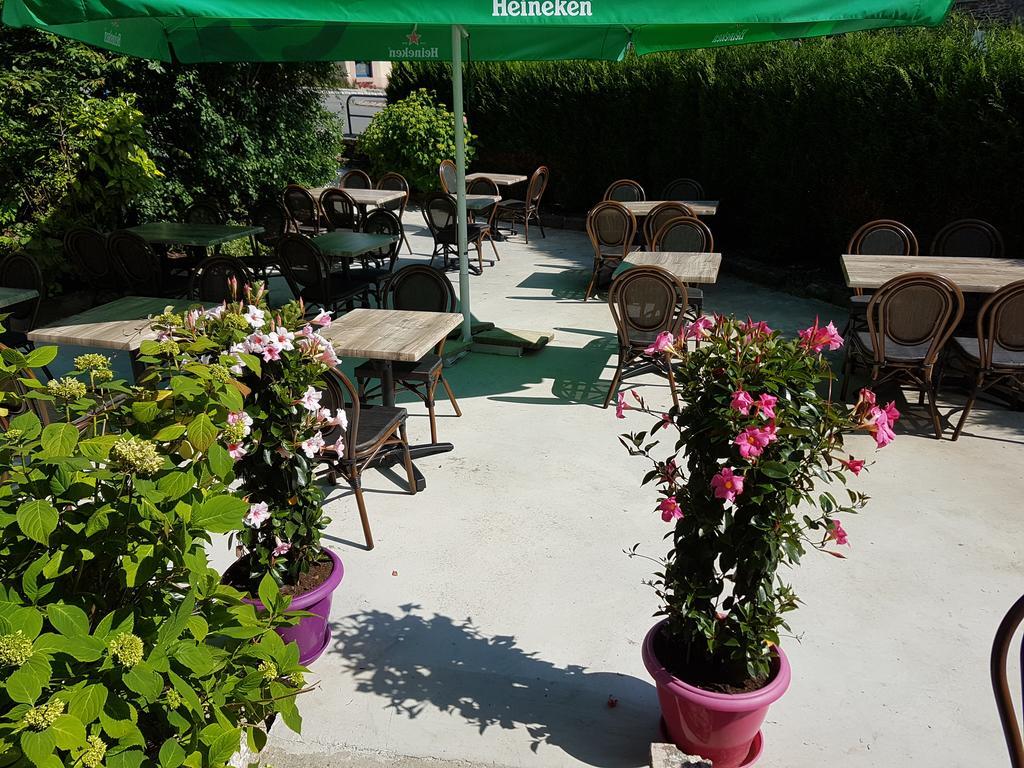 Logis Le Franco Belge Hotel Monthermé Екстериор снимка