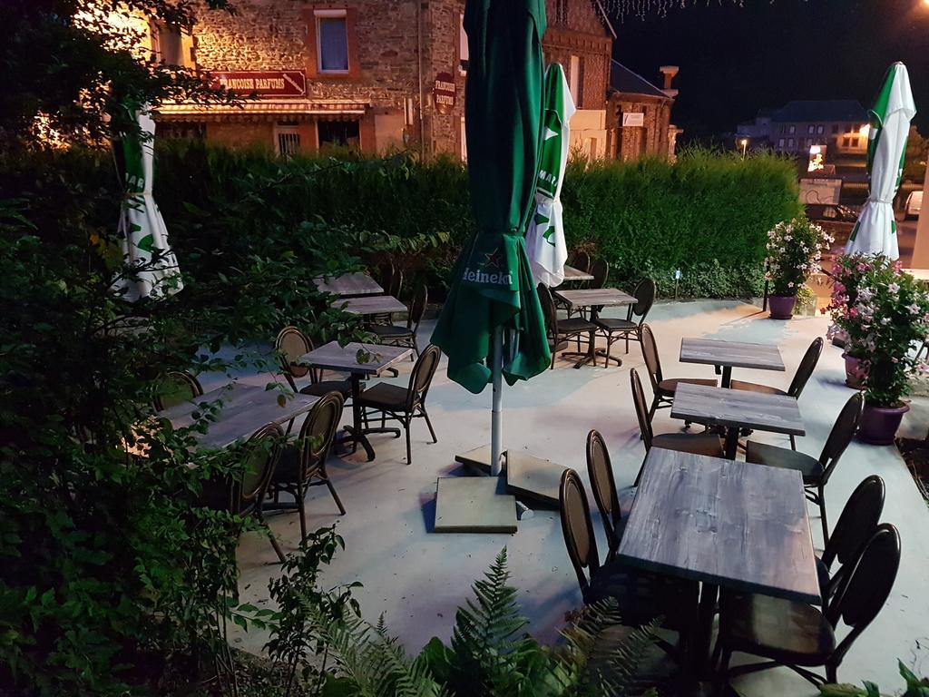 Logis Le Franco Belge Hotel Monthermé Екстериор снимка